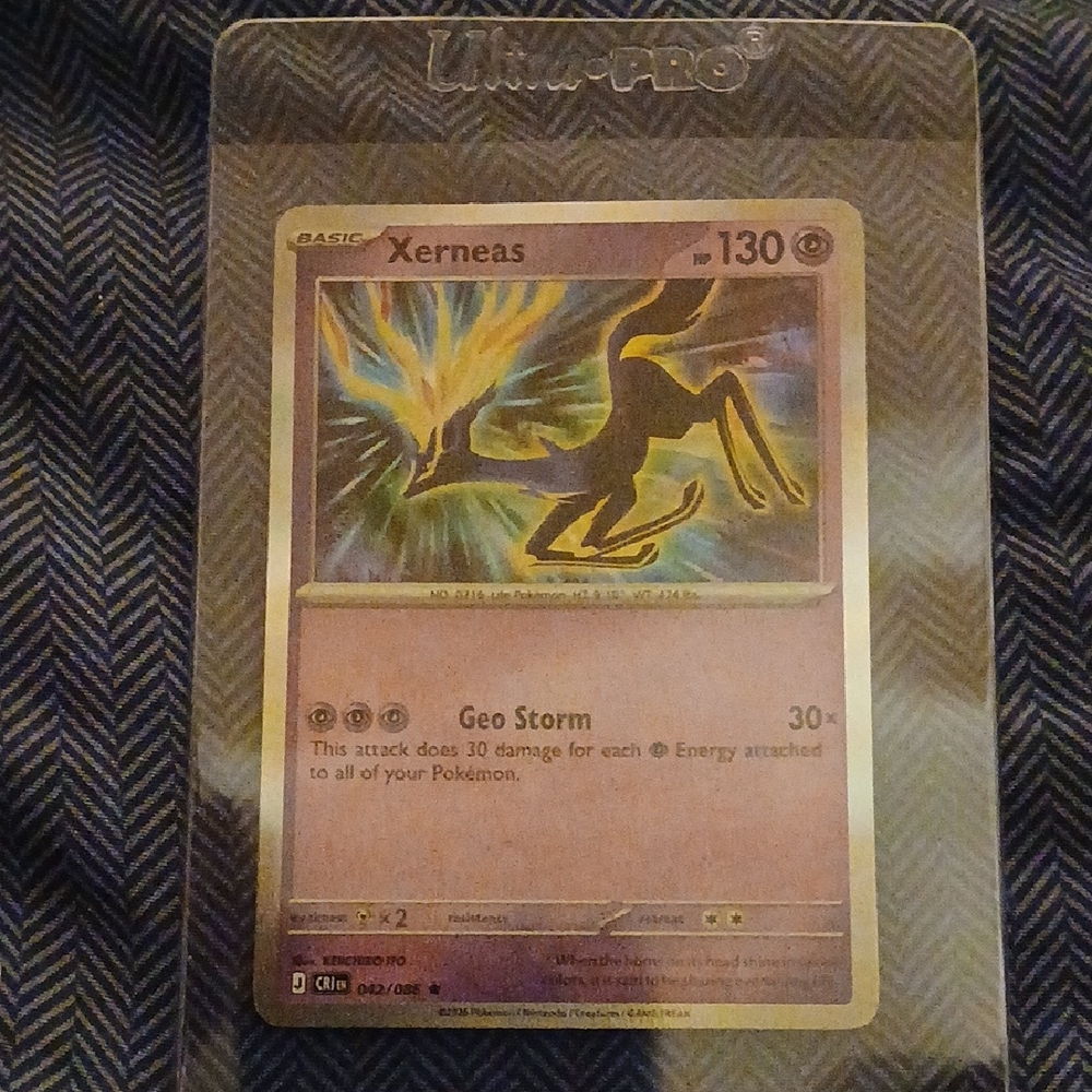 Xerneas Pokémon Card Collector Sleeve -